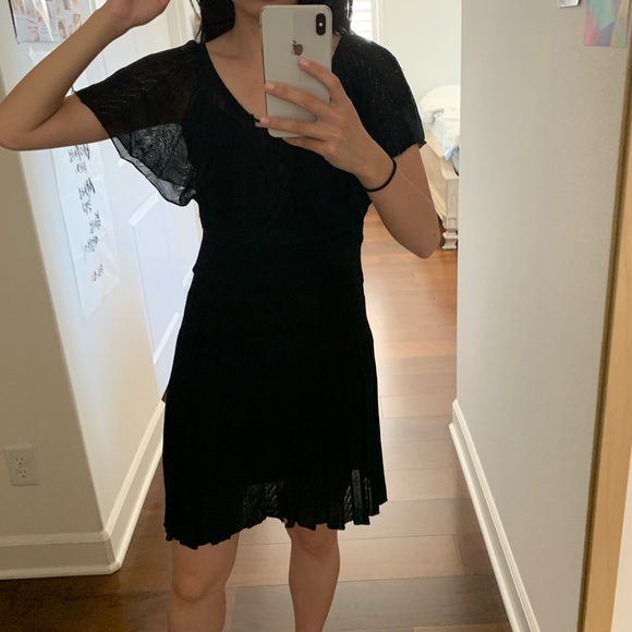 Black dress - Picture 2 of 2